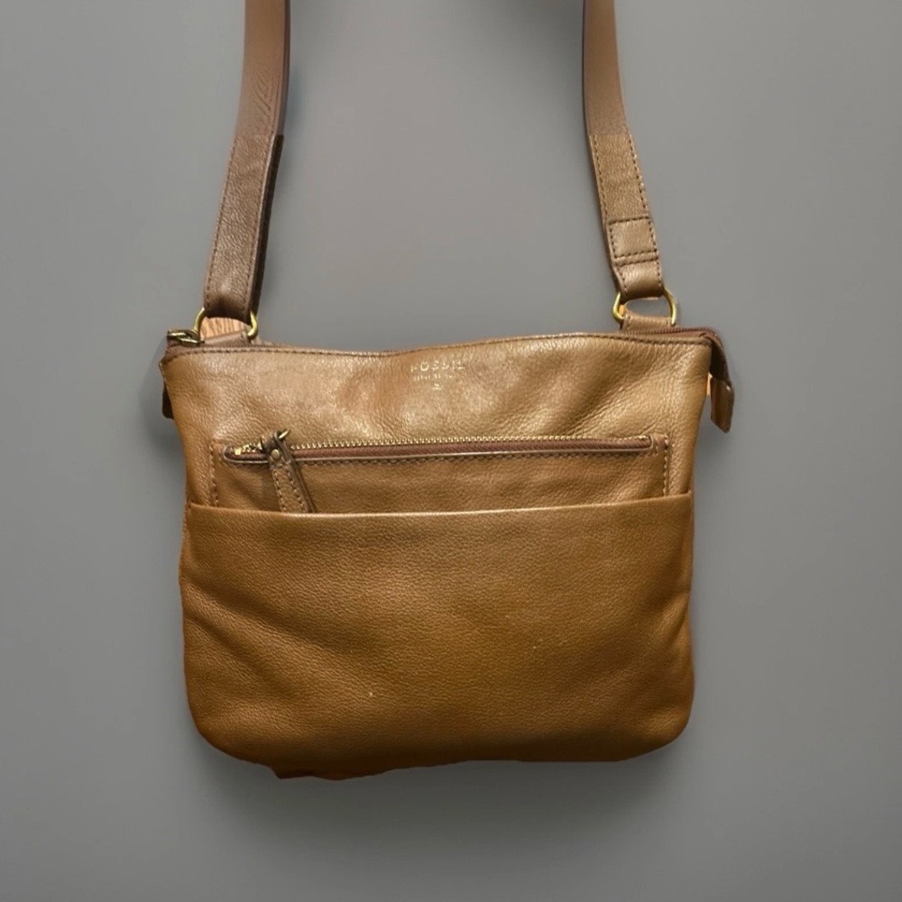 Elegant Vintage Fossil Brown Leather Shoulder Bag